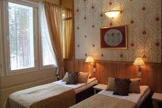 Отель Villa Urhola, Kruunupuisto Пункахарью Улучшенный двухместный номер с 2 отдельными кроватями-20